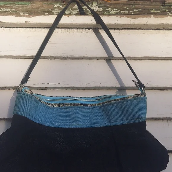 WN Zag Bag Leather Shoulder Bag - Picture 4 of 9